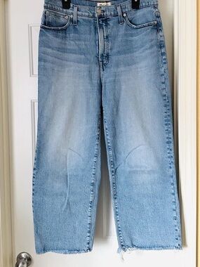 Madewell Light Wash Wide Leg Crops-31